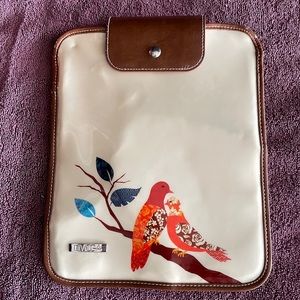 DiVOGA TABLET CASE.  8.5"x10 1/4 HOLDS UP TO 7" TABLET.  PINK WITH BLACK TRIM.